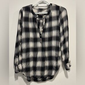 Women’s 1/4 Button up Flannel
